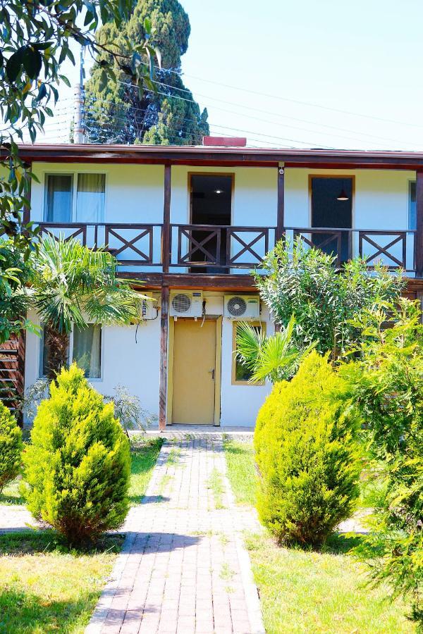 פיזונדה Guest House Alashara מראה חיצוני תמונה